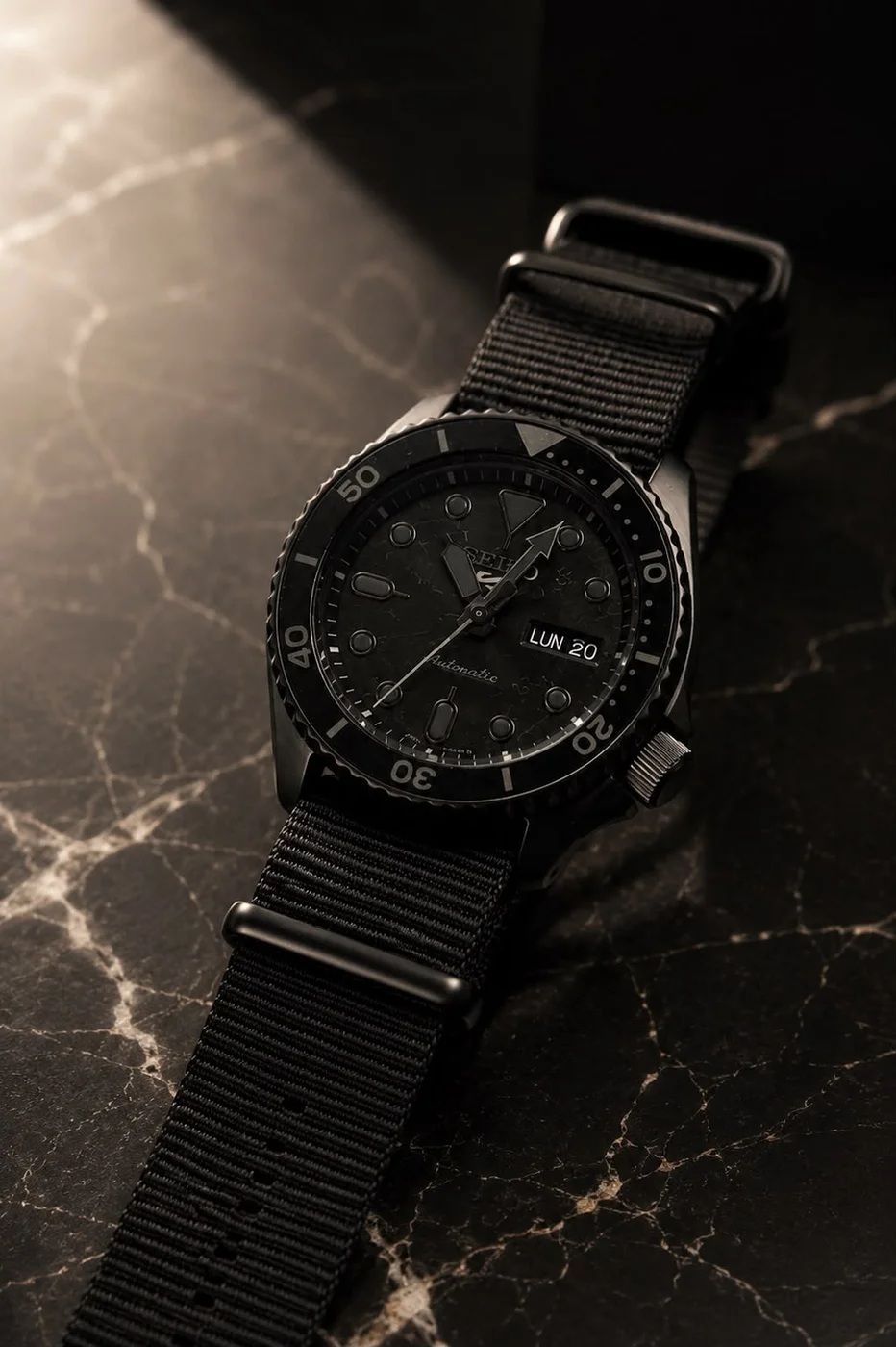 Relógio Seiko 5 Sports SRPD79K1 automático preto — foto 4
